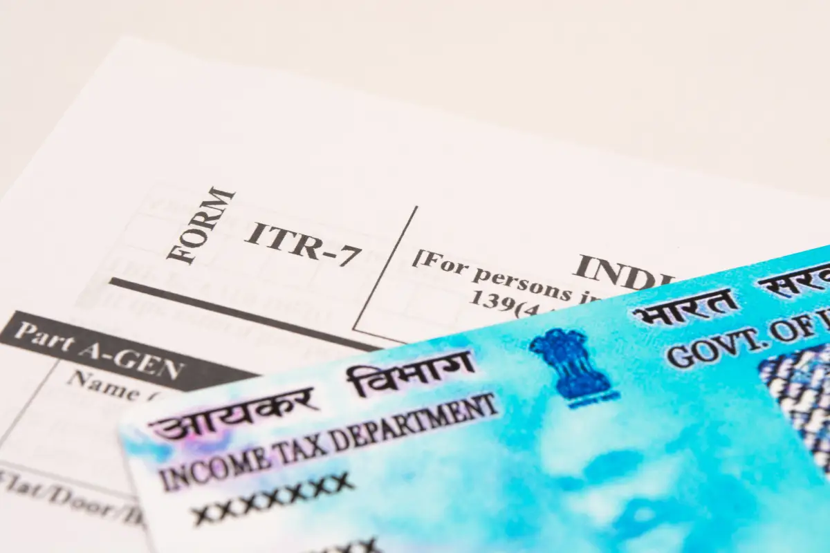 How to Sell Foreign Currency Legally in Bangalore: A Complete Guide 7 Passport and Aadhaar card displayed as identity proofs required for foreign currency exchange.
