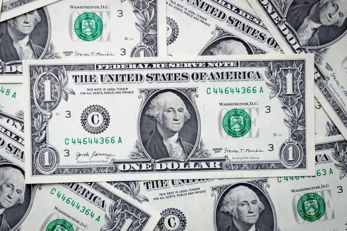 Top 10 Strongest Currencies in the World (2025) 9 The most traded currency, maintaining its dominance in global trade and ranking among the strongest currencies in the world.